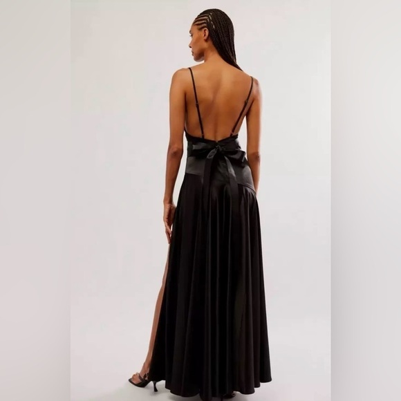 Bronx & Banco x Free People Leo Gown **NO BELT, Size Small (4). (V) - Picture 2 of 11